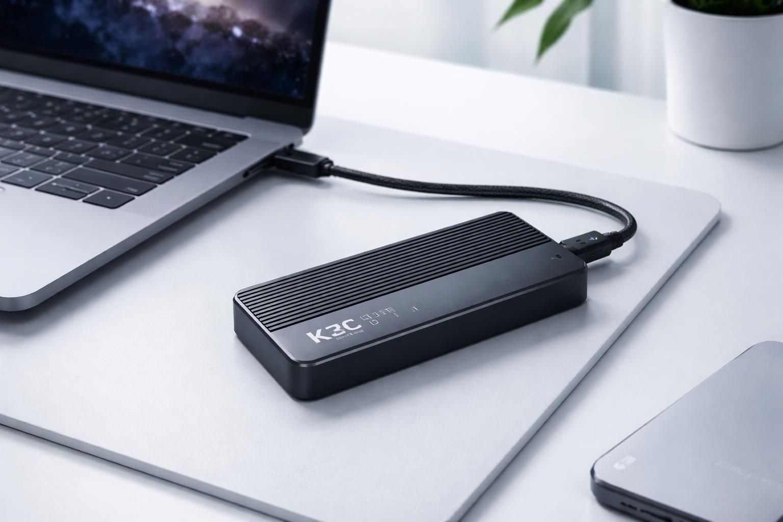découvrez les performances du nouveau disque dur externe ktc h32s17, ses caractéristiques techniques, sa vitesse de transfert et son adéquation pour vos besoins de stockage.